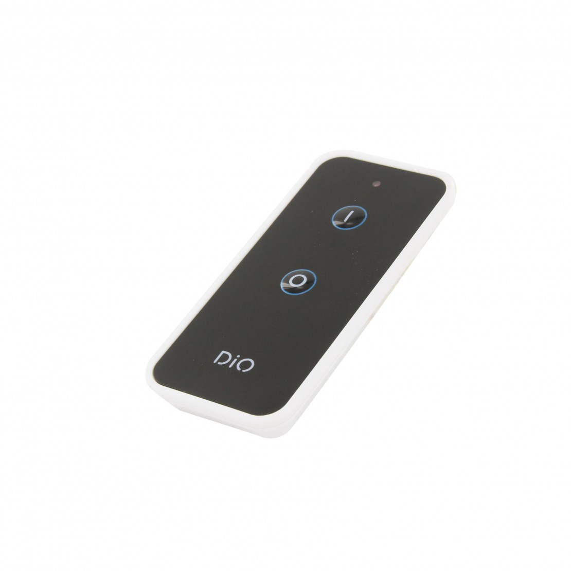 DiO First Nano: Three sockets + remote control
